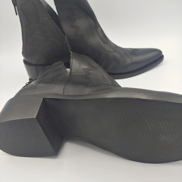 Western Leather Black Cowboy Boot Ankle Boho Shoe New bootie - Picture 9 of 11